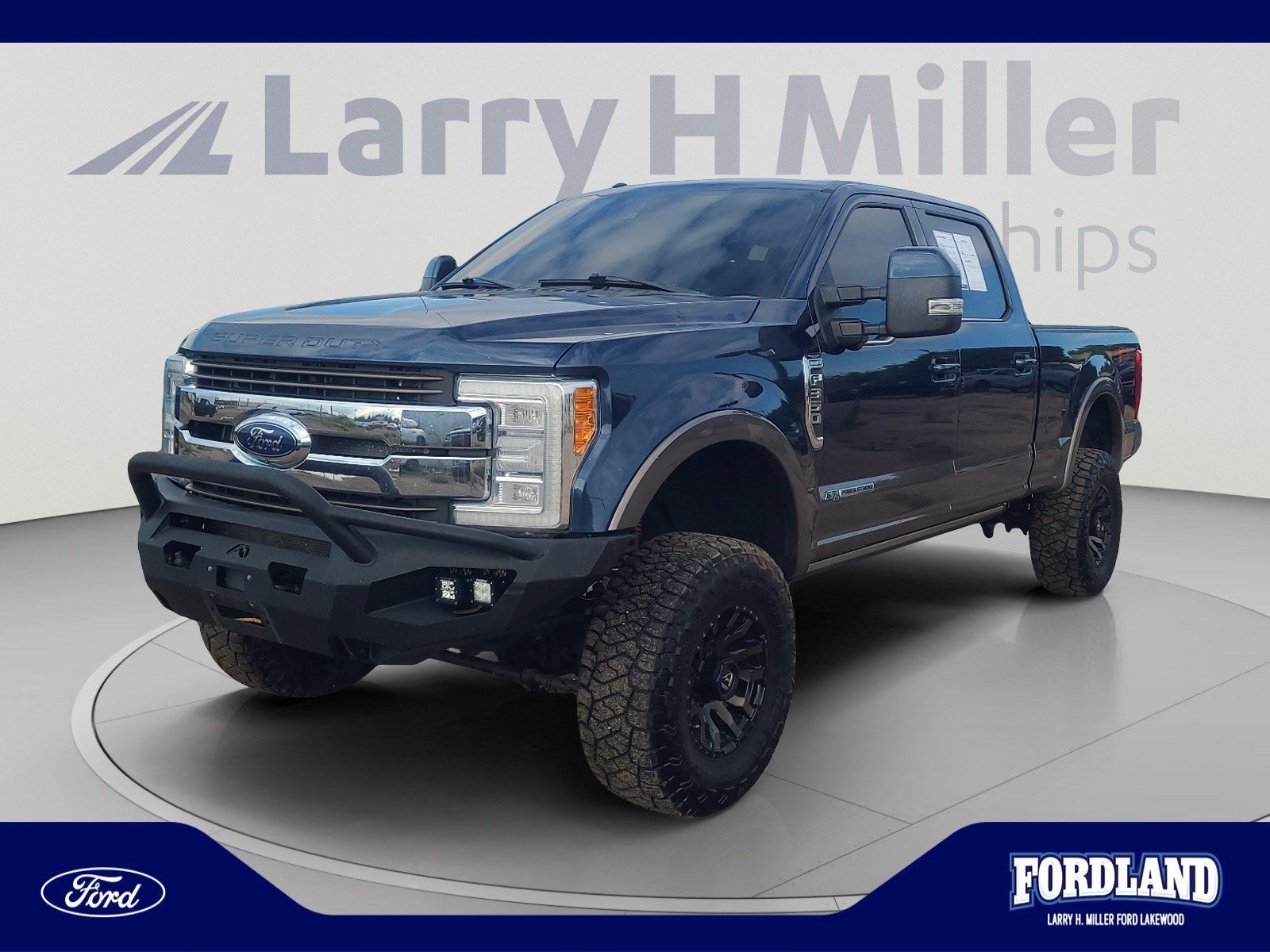 Used 2018 Ford F350 King Ranch w/ King Ranch Ultimate Package AWD/4WD image 1