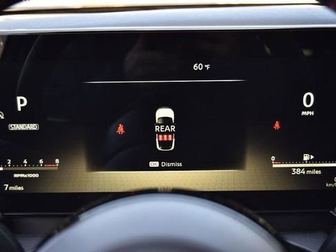 New 2025 Nissan Kicks SR image 12