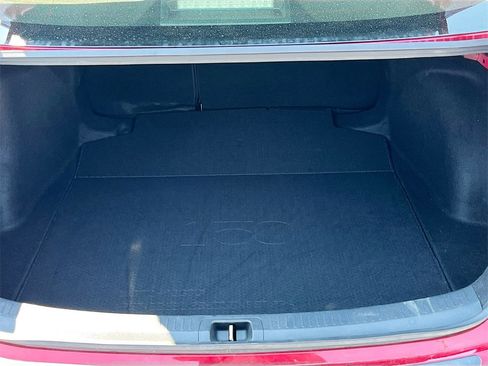 Used 2022 Toyota Corolla LE image 24