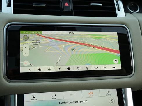 Used 2019 Land Rover Range Rover Sport HSE image 14