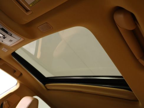 Used 2024 Lexus ES 350 w/ Accessory Package (Z2) image 14