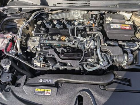 Used 2024 Toyota Corolla LE image 33