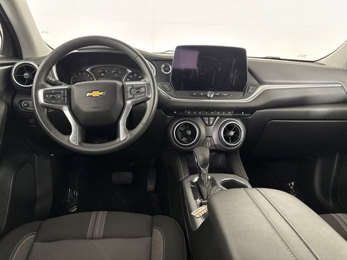 Used 2025 Chevrolet Blazer LT AWD/4WD image 27
