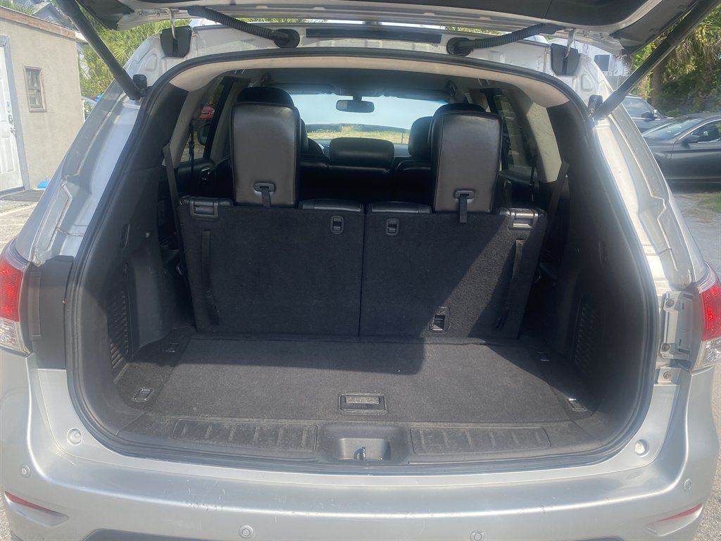 Used 2013 Nissan Pathfinder SL FWD image 25