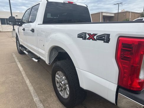 Used 2018 Ford F250 XLT AWD/4WD image 7