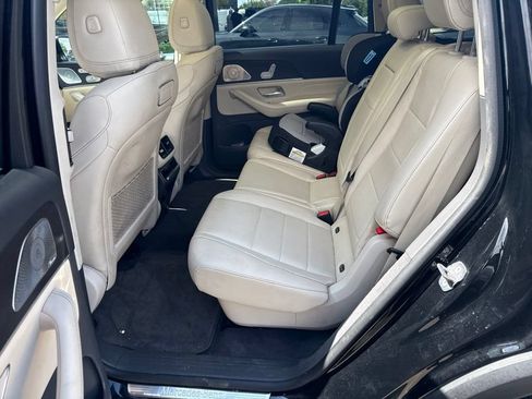 Used 2020 Mercedes-Benz GLS 450 4MATIC image 17