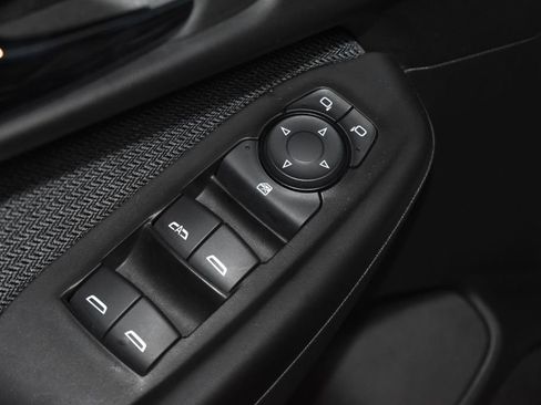 Used 2025 Chevrolet TrailBlazer LT image 5