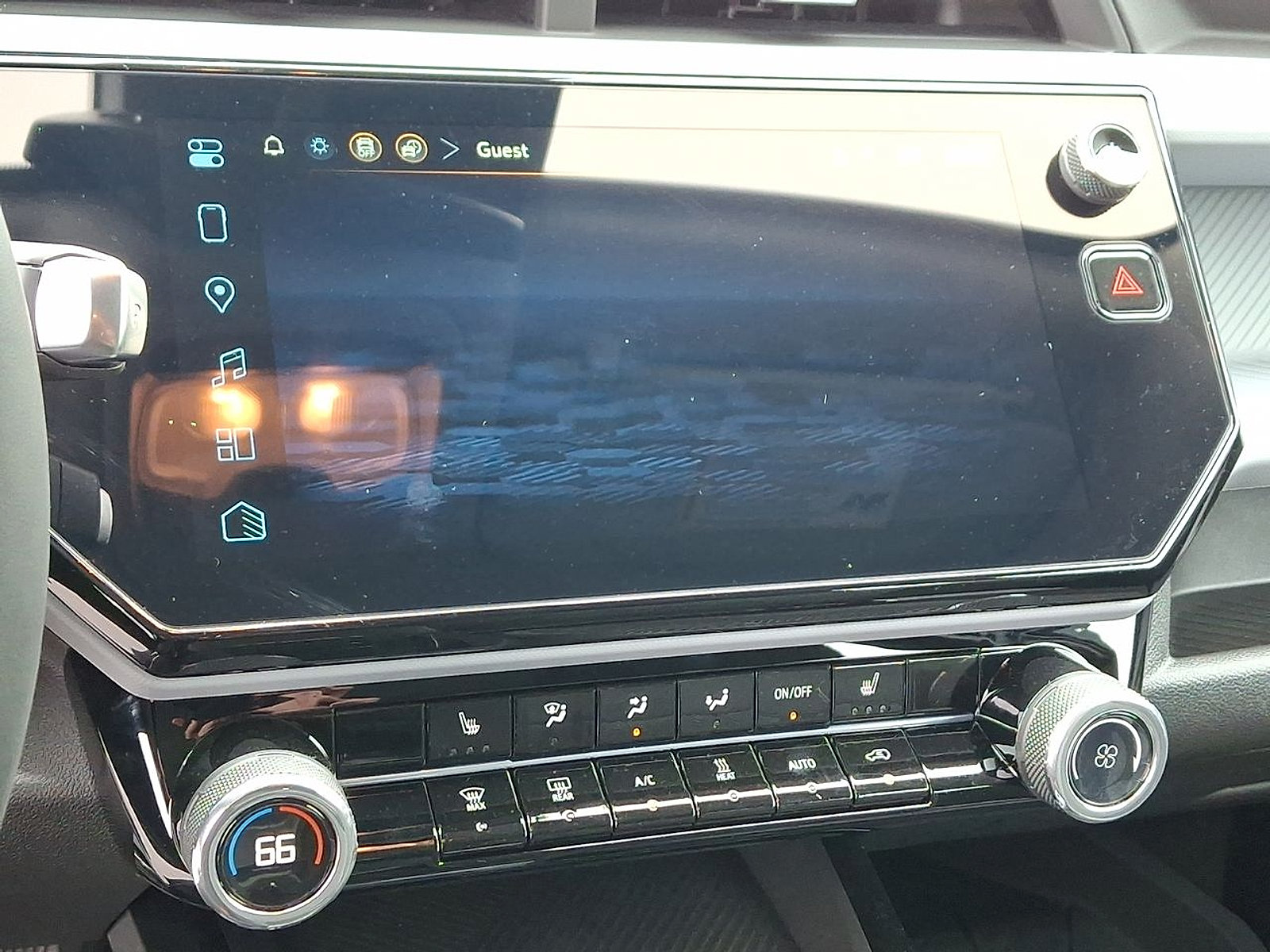 New 2027 Chevrolet Bolt LT w/ Comfort Package FWD image 16