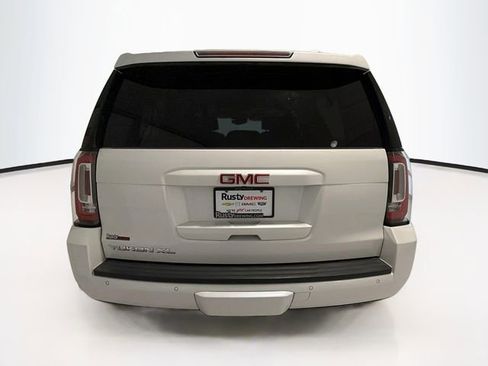 Used 2020 GMC Yukon XL SLT w/ Premium Edition image 6