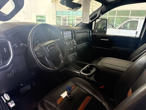 Used 2023 GMC Sierra 2500 AT4 w/ AT4 Premium Plus Package image 7