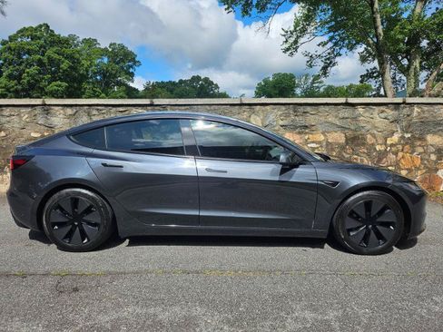 Used 2024 Tesla Model 3 Long Range RWD image 10