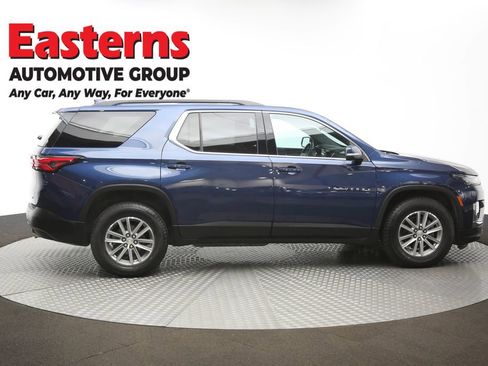 Used 2022 Chevrolet Traverse LT image 45