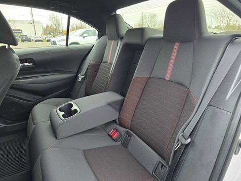 Certified 2026 Toyota Corolla SE w/ SE Package image 18