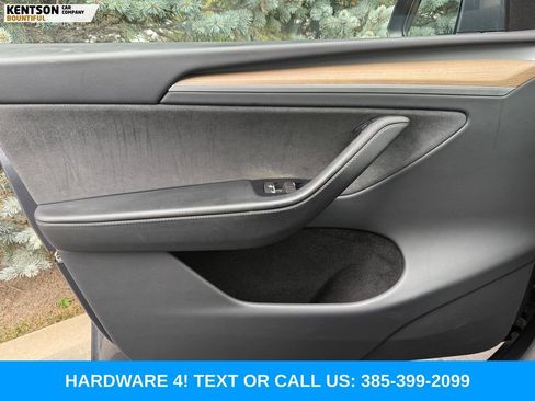 Used 2023 Tesla Model Y Long Range AWD/4WD image 14