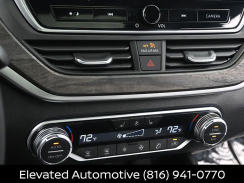 Certified 2025 Nissan Altima 2.5 SL FWD image 12