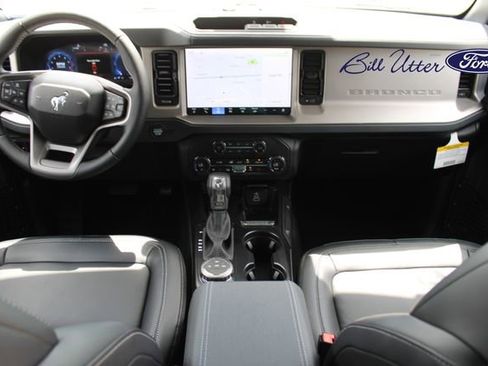 New 2026 Ford Bronco Outer Banks AWD/4WD image 12