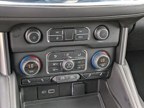 Used 2023 Chevrolet Tahoe LT AWD/4WD image 27