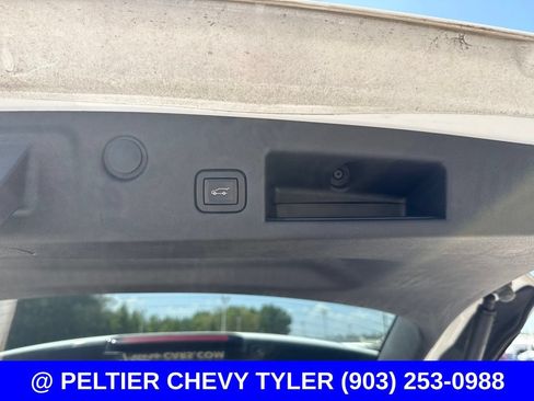 Used 2020 Chevrolet Equinox LT FWD image 22