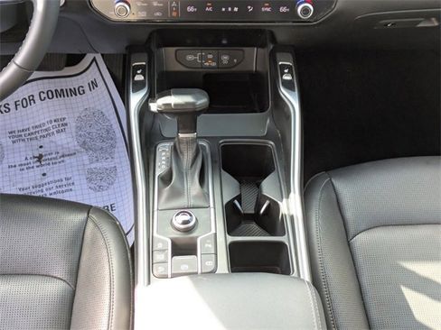 Used 2024 Kia Sorento S image 20