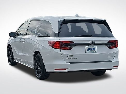 Certified 2024 Honda Odyssey Sport image 9