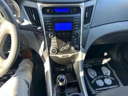Used 2012 Hyundai Sonata GLS image 9