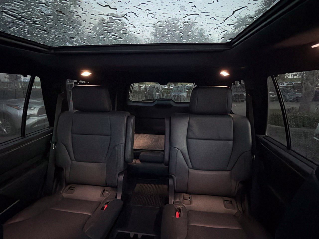 Used 2025 Toyota Sequoia Platinum AWD/4WD image 10