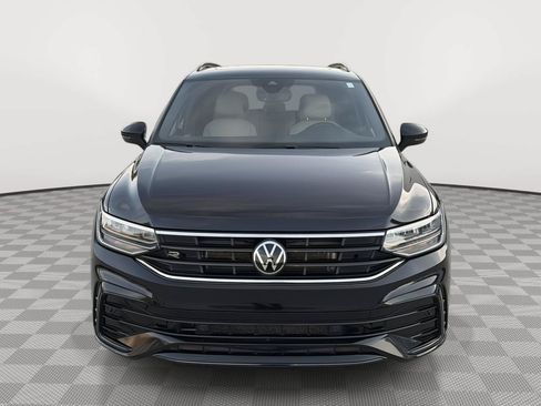 Certified 2022 Volkswagen Tiguan SE R-Line AWD/4WD image 14