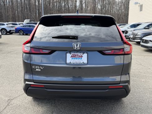 Used 2025 Honda CR-V EX image 5