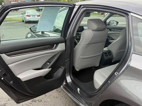 Used 2018 Honda Accord EX-L image 41