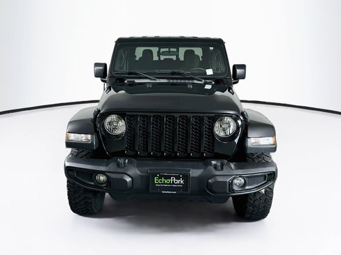 Used 2022 Jeep Gladiator Sport AWD/4WD image 2