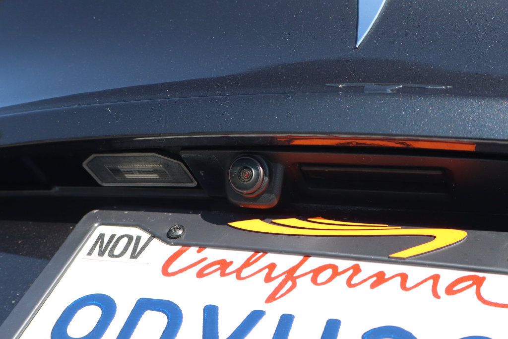 Used 2025 Tesla Model Y Long Range RWD image 39