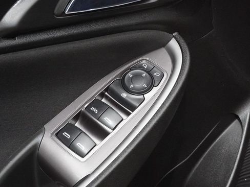 Used 2022 Chevrolet Malibu LT FWD image 24