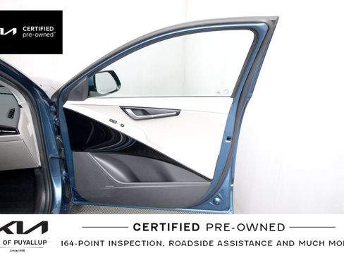 Certified 2023 Kia Niro Wave FWD image 16