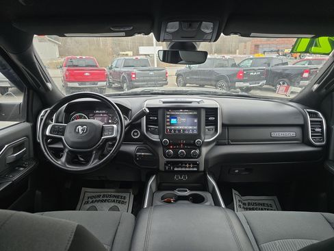 Used 2021 RAM 3500 Big Horn w/ Level 2 Equipment Group image 15