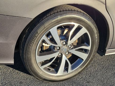 Used 2024 Honda Odyssey Touring image 29