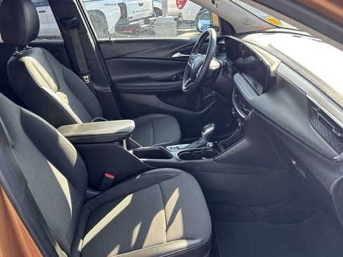 Used 2024 Buick Encore GX Preferred FWD image 28