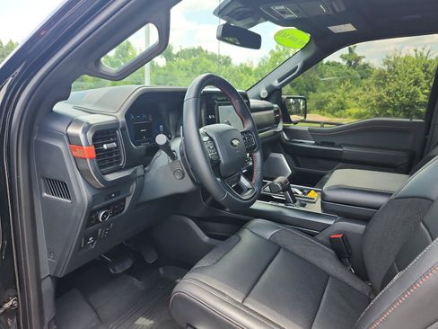 Used 2025 Ford F150 Raptor AWD/4WD image 16