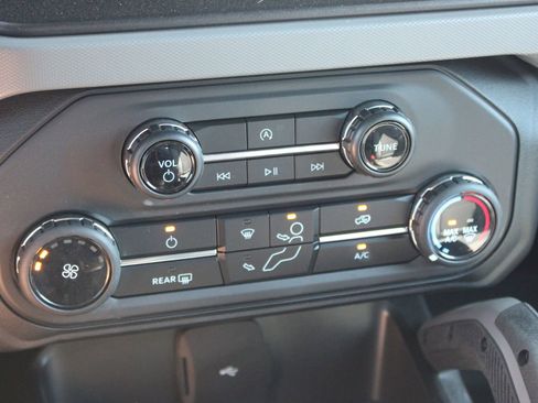 Used 2022 Ford Bronco Big Bend AWD/4WD image 17