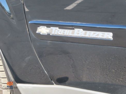 Used 2002 Chevrolet TrailBlazer LT w/ LT Leather Plus Pkg image 26