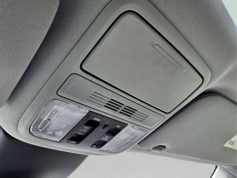 Used 2022 Honda Odyssey EX-L image 27