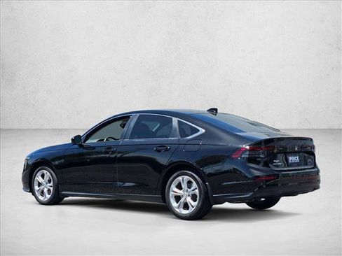 Used 2025 Honda Accord LX image 8