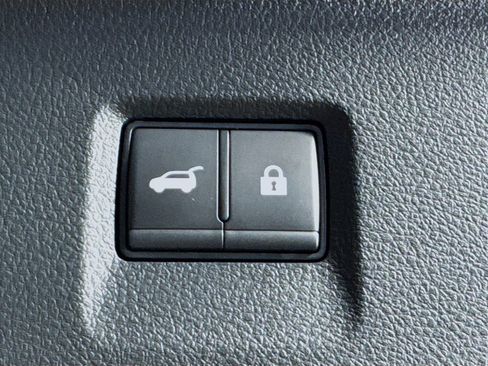 Used 2026 INFINITI QX60 Luxe w/ Family Package image 34