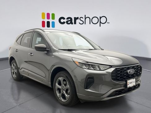 Used 2024 Ford Escape ST-Line w/ Tech Pack #1 AWD/4WD image 7