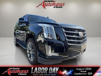 Used 2020 Cadillac Escalade Luxury w/ Escalade Sport Edition AWD/4WD video 1