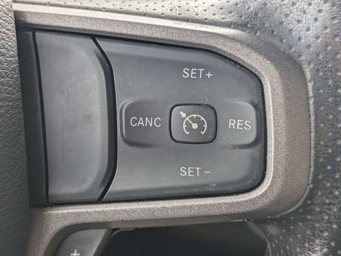 Used 2023 RAM 3500 Tradesman w/ Chrome Appearance Group AWD/4WD image 27
