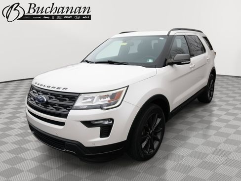 Used 2018 Ford Explorer XLT w/ Equipment Group 202A image 1