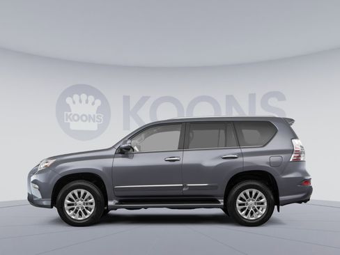 Used 2018 Lexus GX 460 460 w/ Navigation Package image 2