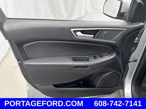 Certified 2024 Ford Edge SEL w/ Convenience Package AWD/4WD image 12