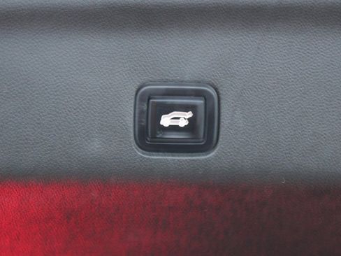 Used 2023 Cadillac Escalade Sport Platinum image 32