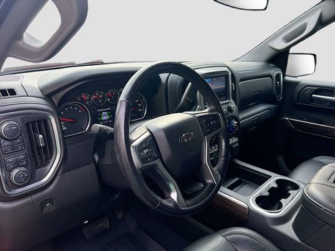 Used 2020 Chevrolet Silverado 1500 LT Trail Boss image 7